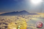  RINJANI DARI KETINGGIAN