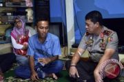 KAPOLDA KUNJUNGI KORBAN SANDERA