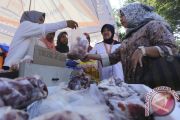 Operasi pasar sembako Bulog