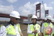 Tinjau LRT Palembang