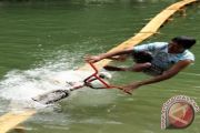 LOMBA BERSEPEDA MELEWATI SUNGAI