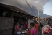 LETUSAN GUNUNG AGUNG