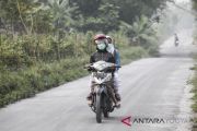 ABU VULKANIK LETUSAN MERAPI