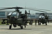Penyerahan helikopter apache