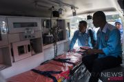 Bantuan ambulans mini ICU