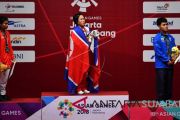 EMAS ANGKAT BESI PUTRI 48KG