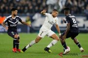 Soccer Football - Ligue 1 - Bordeaux vs Paris St Germain
