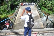JEMBATAN RUSAK PADANGPARIAMAN