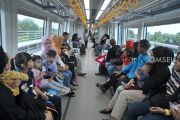 Isi liburan dengan naik LRT