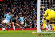 City menang telak di Emirates