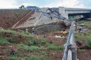 Talut longsor di jalan tol Batang-Semarang