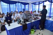 KELAS KREATF BUMN DI MANADO