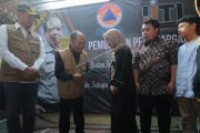 Penghargaan kepada Sutopo Purwo Nugroho