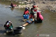 Memanfaatkan air sungai