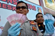 Barang bukti uang palsu