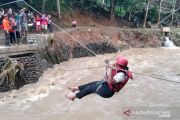Evakuasi korban banjir