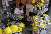 Kerajinan kostum robot