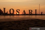 Pantai Losari sepi pengunjung