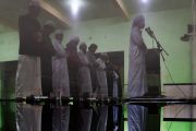 Sholat taraweh 30 juz di malam terakhir Ramadhan