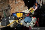 Warga kesulitan mendapatkan air bersih