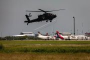Helikopter AH-64E Apache