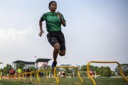 Latihan Atlet Atletik Sumatera Selatan
