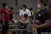Atlet Pelatnas Bowling Sea Games Berlatih di JSC Bowling Center