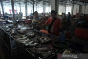 Pasar ikan modern Palembang sepi