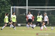 Latihan Timnas Putri Indonesia Jelang Sea Games Vietnam