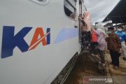 Pembatasan Penumpang Kereta Api Di Padang