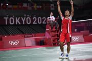 ANTHONY SINISUKA GINTING LOLOS KE SEMIFINAL