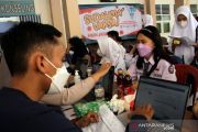 Vaksinasi pelajar di Makassar