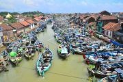 Nelayan tidak melaut akibat cuaca buruk