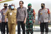 JOKOWI TIBA DI KENDARI