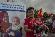 Witan Sulaeman Bermain Bola Bersama Anak Penyandang Bibir Sumbing