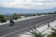 Ngabuburit di Perbukitan Huntap Duyu