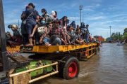 Kondisi banjir rob di kawasan industri Pelabuhan Tanjung Emas