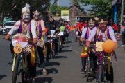 Pawai sepeda hias