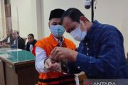Karomani ikuti sidang pembacaan dakwaan