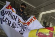 Aksi Solidaritas Buruh PT GNI di Palu