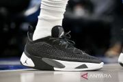 Warna-warni sepatu basket andalan bintang-bintang NBA