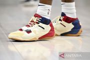 Warna-warni sepatu basket andalan bintang-bintang NBA