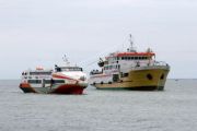 Evakuasi Kapal Express Pricillia