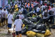 Bersih-bersih Sungai Musi PT KPI Refinery Unit III Plaju