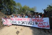 Aksi menolak galian c