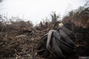 Manggala Agni masih berupaya memadamkan karhutla di Desa Jungkal