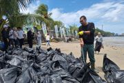 DLH Balikpapan angkat sampah pesisir pantai 9 ton per hari