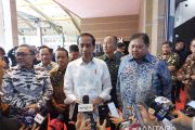 People should wait for KPU's final vote-counting results: President