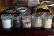 Mengenal garam kusamba, dibuat tradisional dikonsumsi internasional