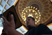 Tadarus al quran di masjid